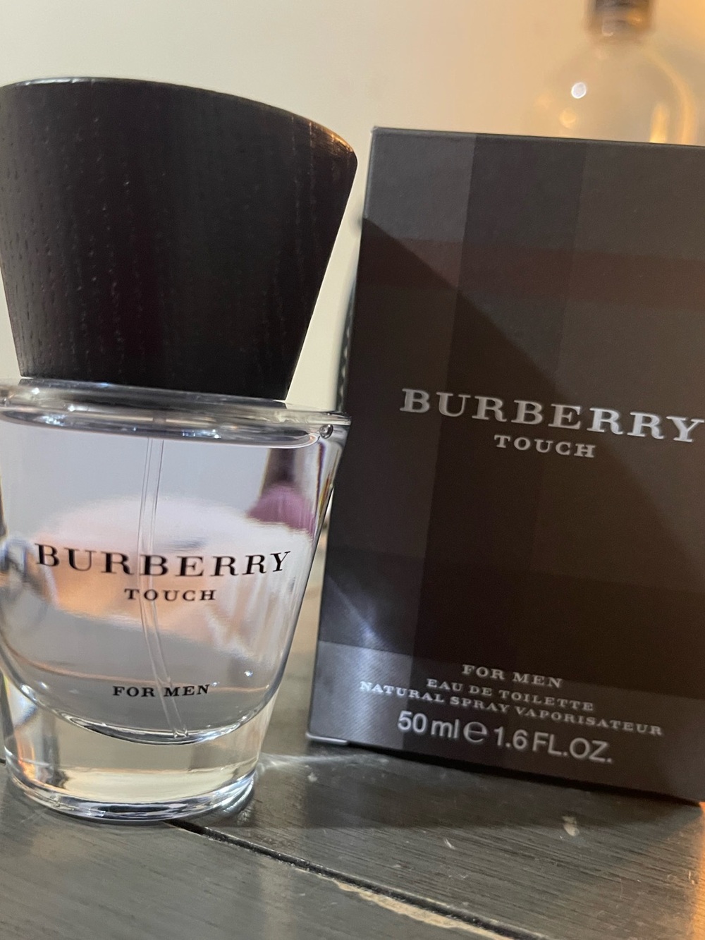 Burberry Touch Men's Black and Dark Gray Box - Picture 3 of 3